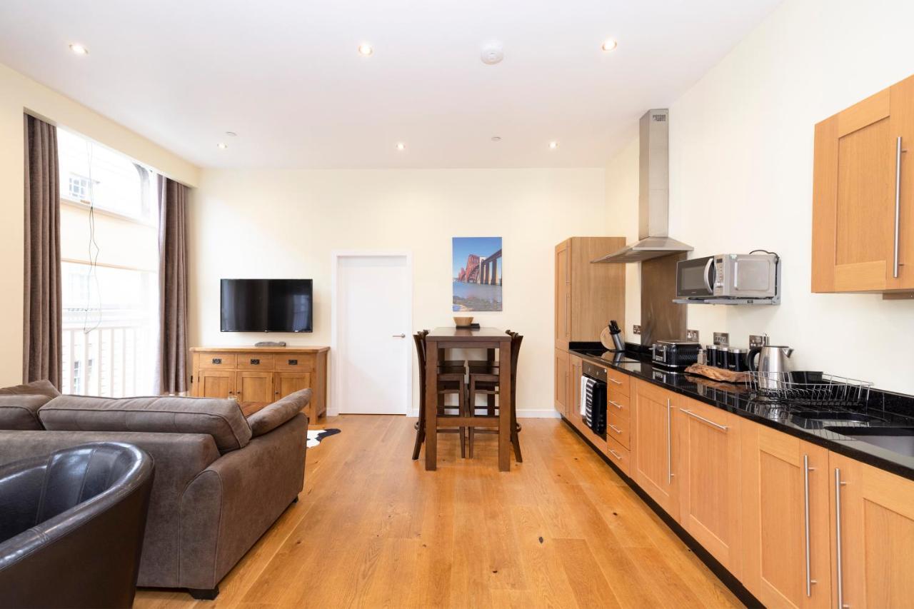 Apartamento Joivy 1 Bed Flat In Old Town, Next To St Giles Cathedral Edimburgo Exterior foto